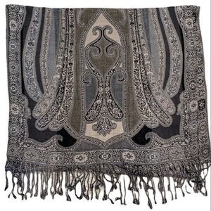 Neutral Pattern Fringe Scarf Wrap